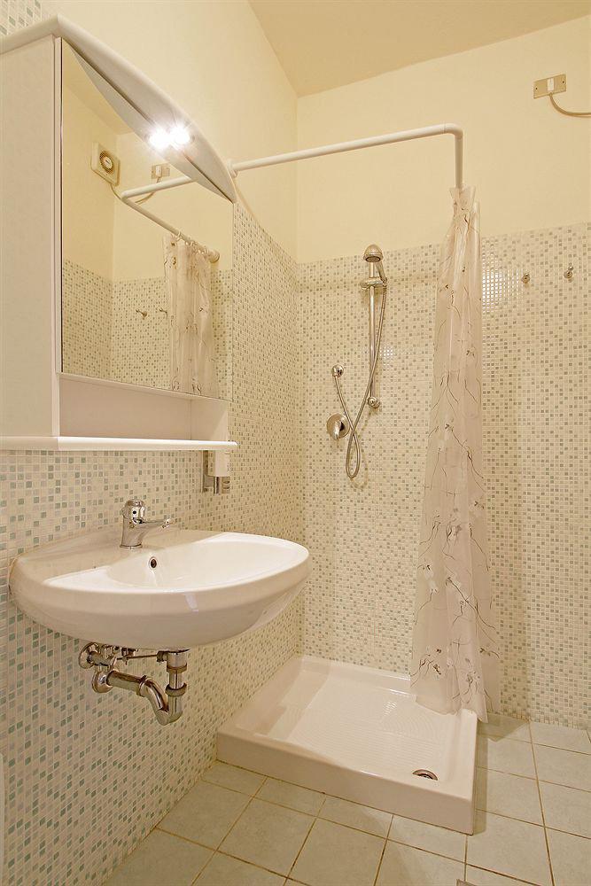 צ'סנטיקו Hotel & Residence Parador מראה חיצוני תמונה